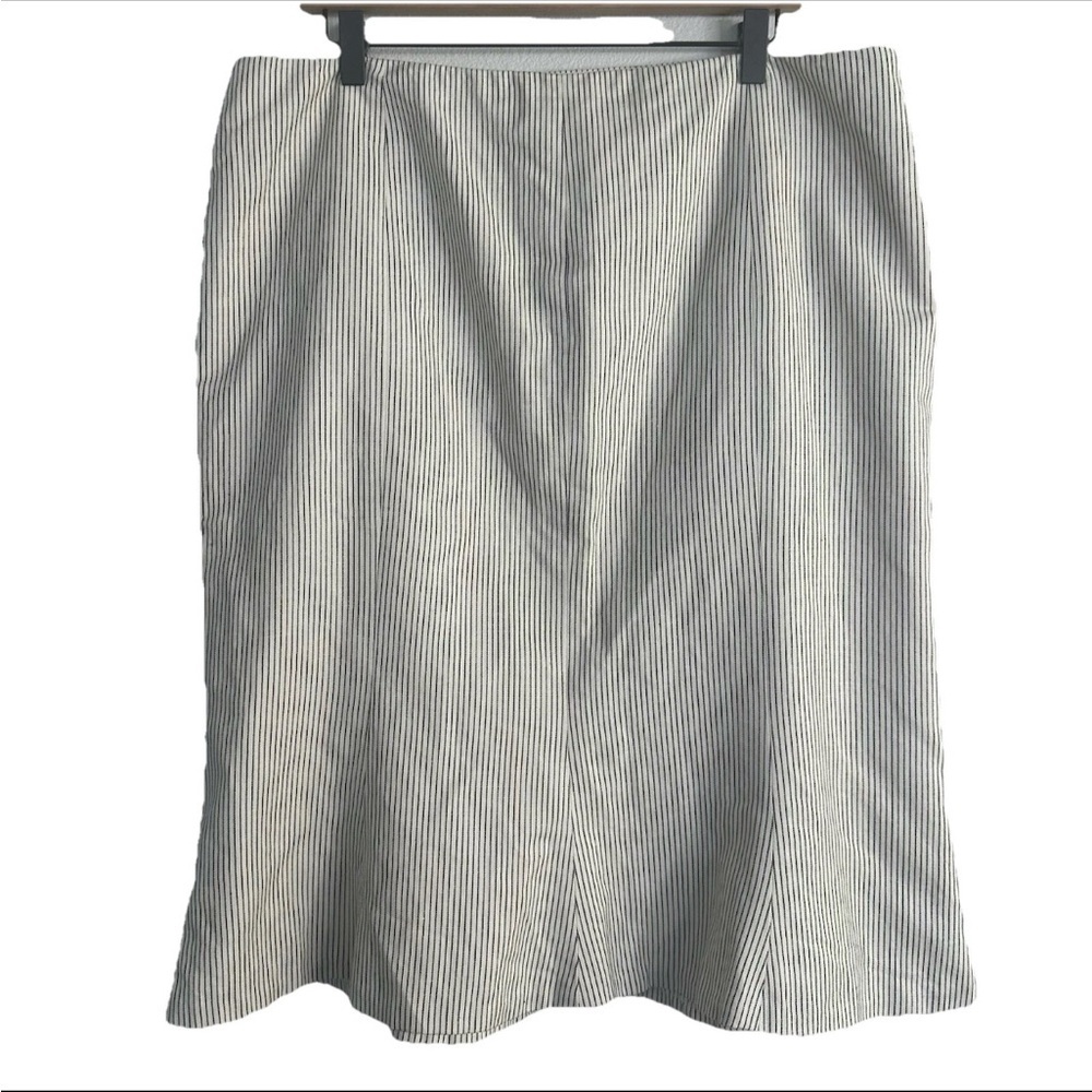 Ralph Lauren Skirt Size 16 100% Cotton/Linen White w/ Black Pinstripe Trumpet
